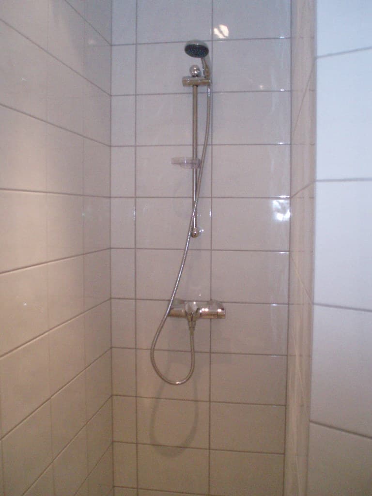 Bathroom shower installation
